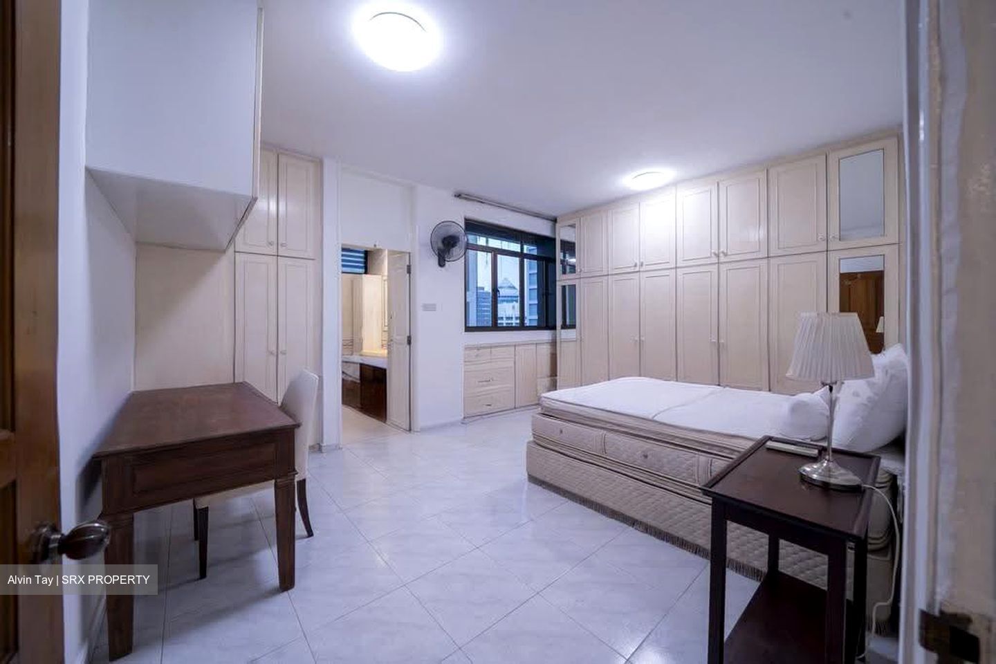 Orchard Tower Rear Block Apartment (D9), Apartment #637761921
